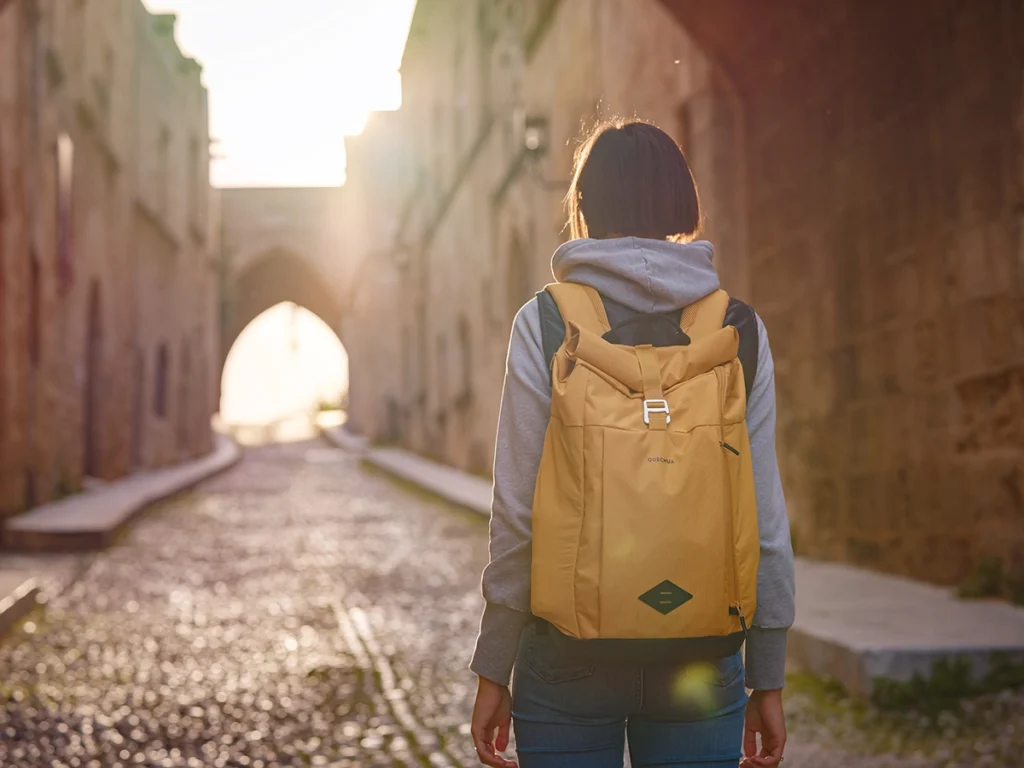 How do you wear a sling backpack Blog backpackdesign2